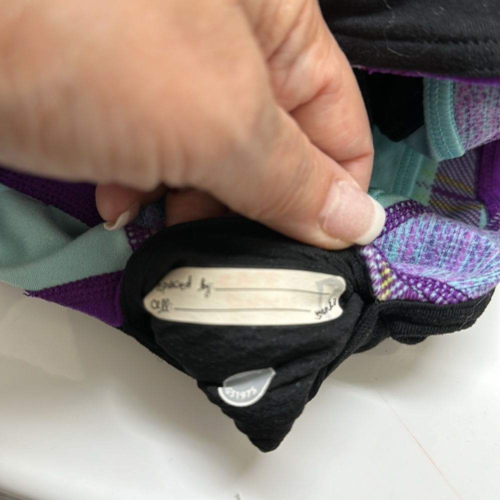 Ivivva Flare Black Leggings *Reversible - Picture 13 of 13